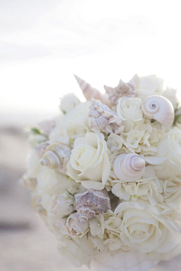 Bouquet Sposa Tema Mare.Bouquet Di Conchiglie Perfetto Per Un Matrimonio Tema Mare