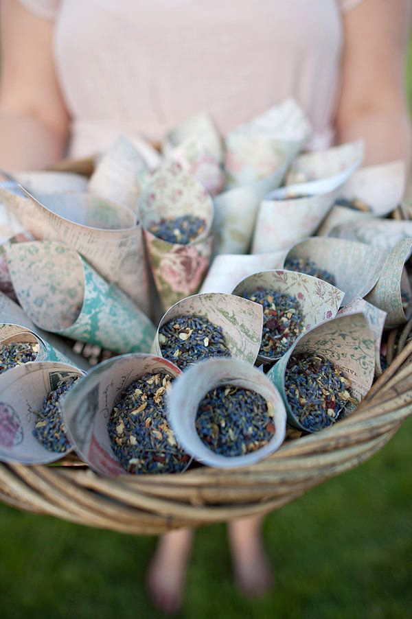 conetti matrimonio con lavanda