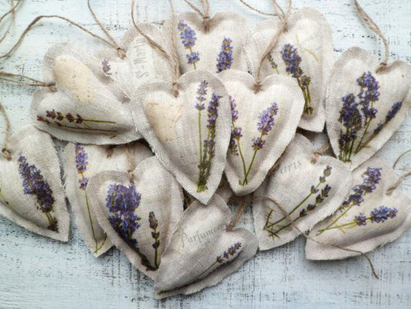 sacchettini cuore con lavanda