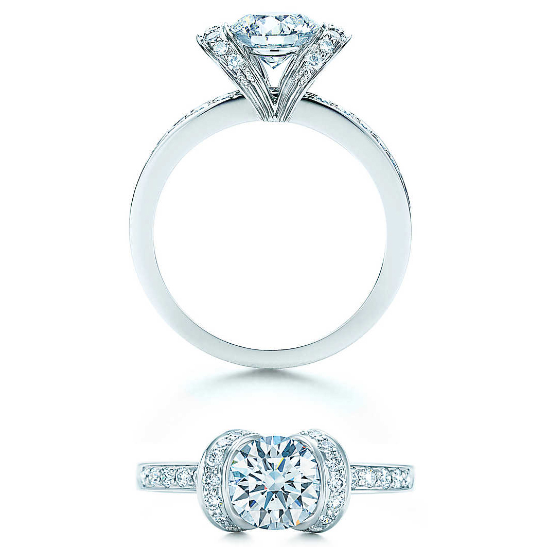 16. Anello a Nastro con Brillante Rotondo