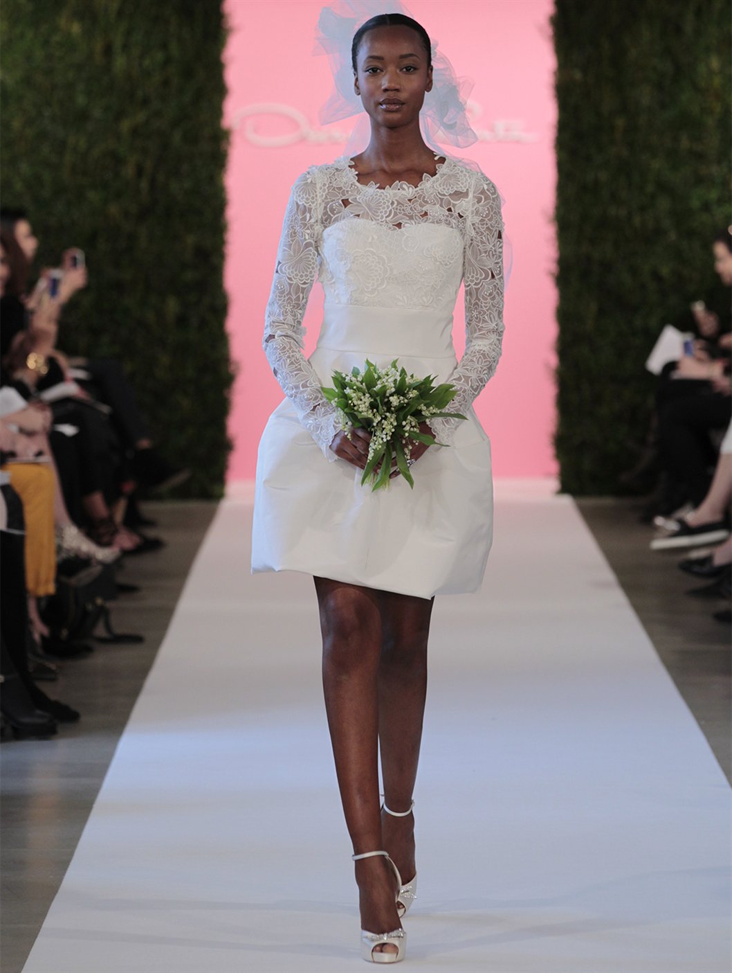 LOOK8
