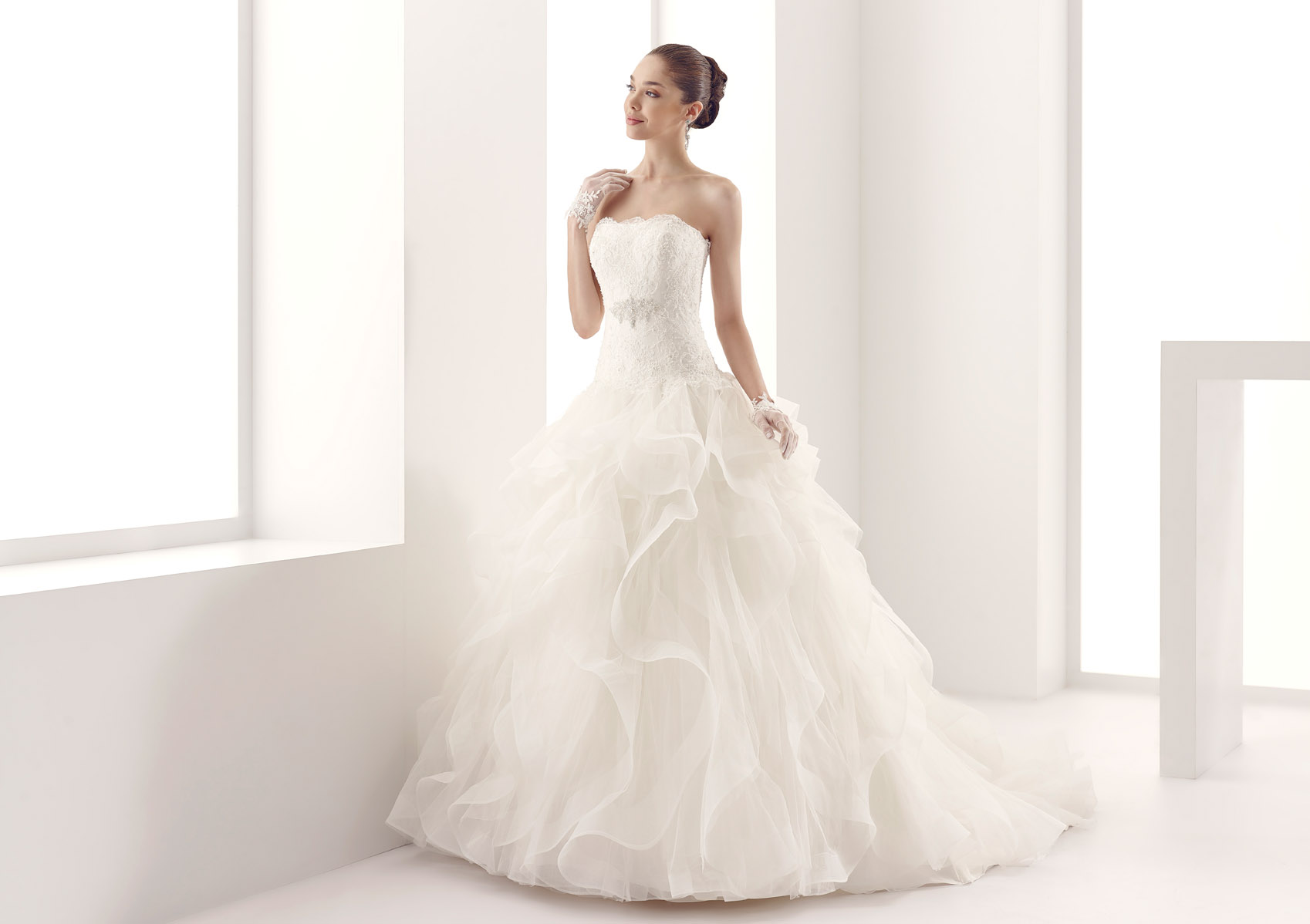 Jolies Bridal Collection