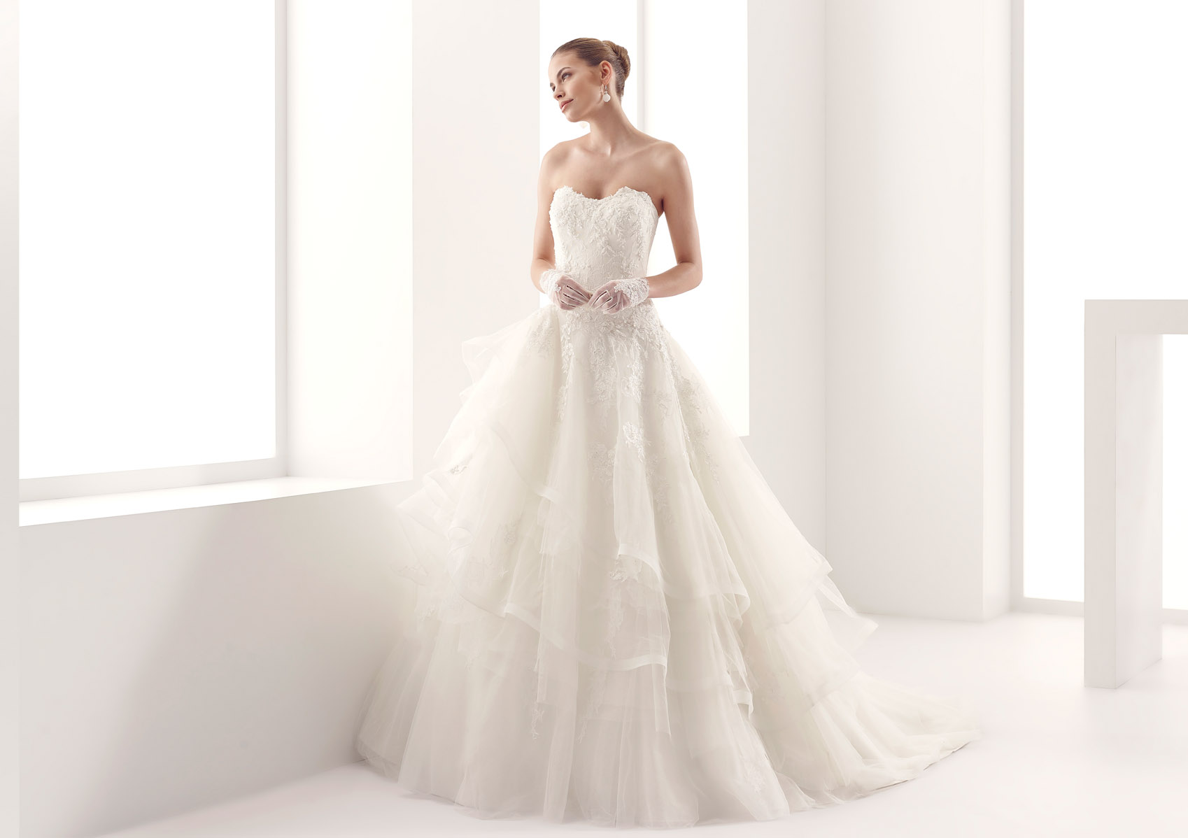 Jolies Bridal Collection