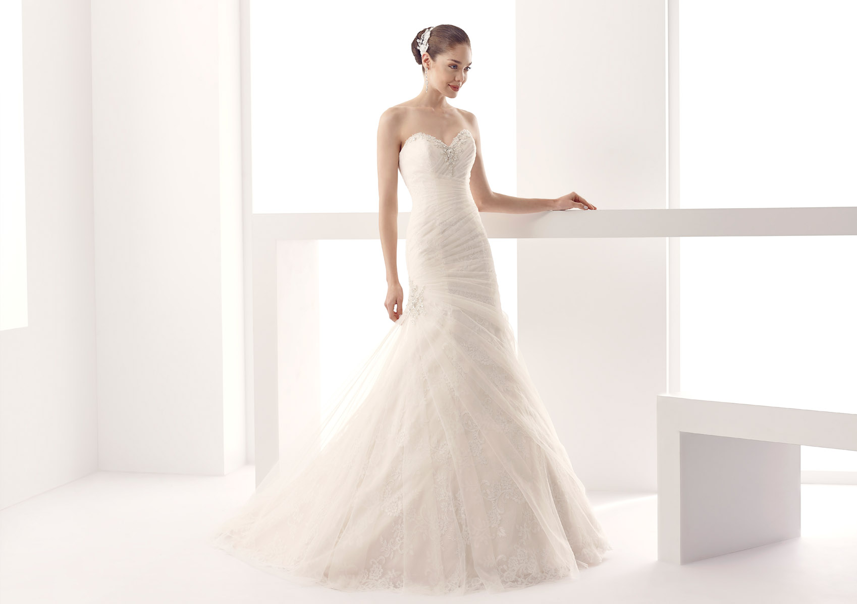 Jolies Bridal Collection