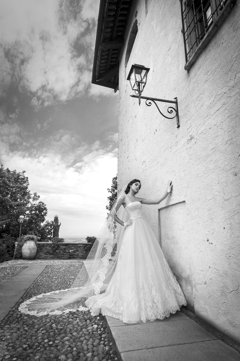 Alessandra Rinaudo Wedding dress