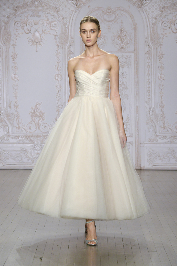 Monique Lhuillier Wedding dress