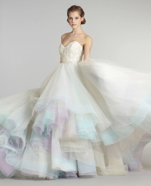 Abito da sposa colori pastello Lazaro