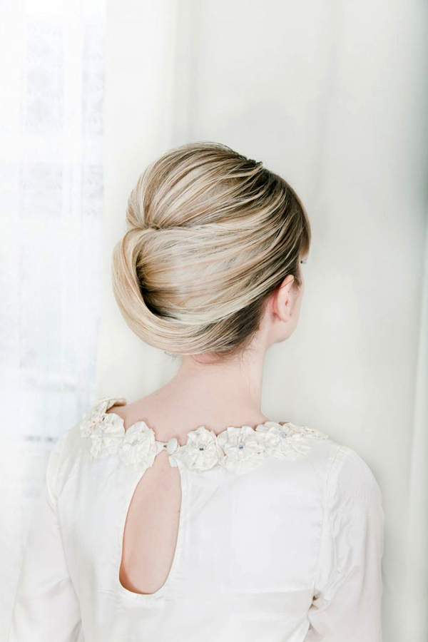 chignon sposa stile banana elegante