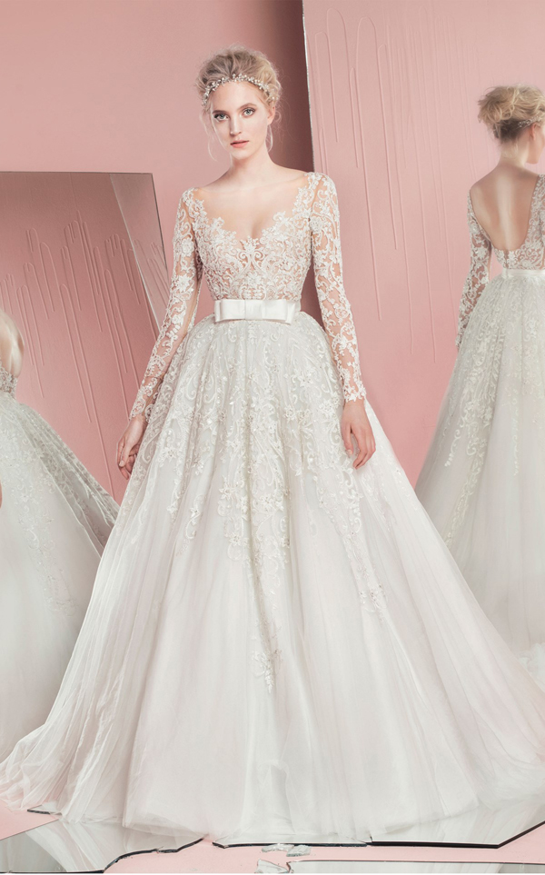 Modello Penny con gonna ampia Zuhair Murad Sposa 2016