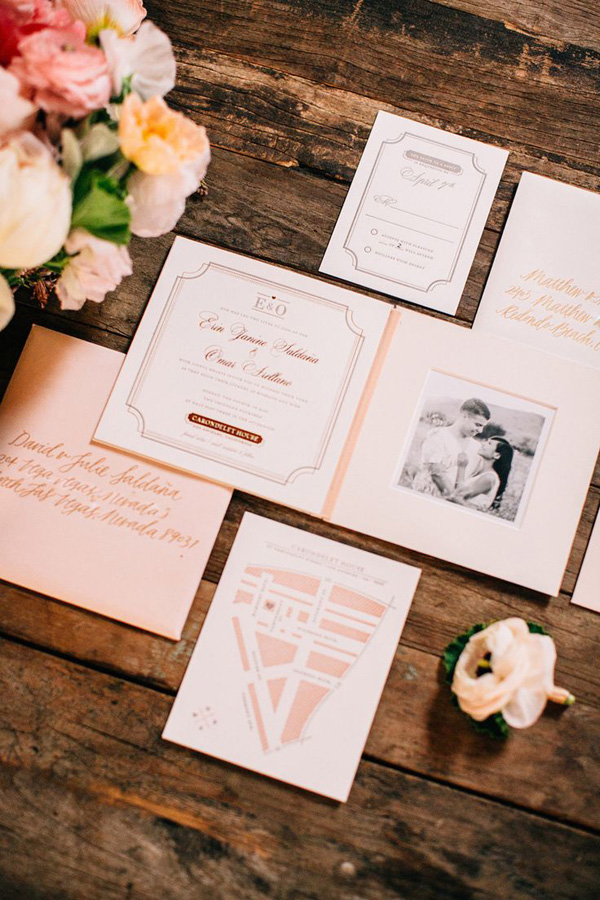 invito elegante matrimonio color pesca