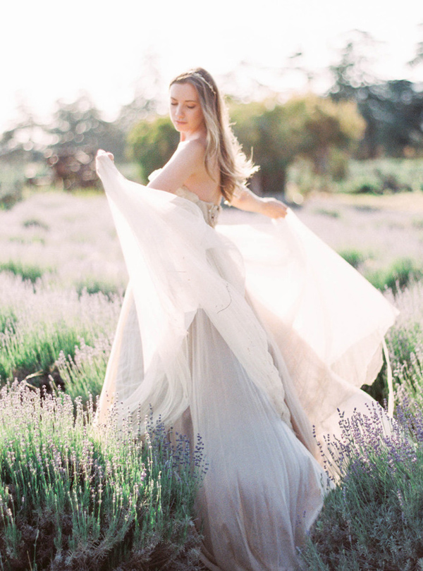 sposa matrimonio lavanda