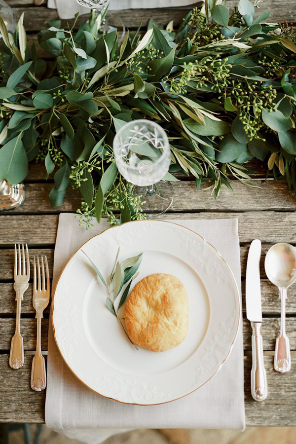 dettaglio tavola rustica matrimonio mediterraneo